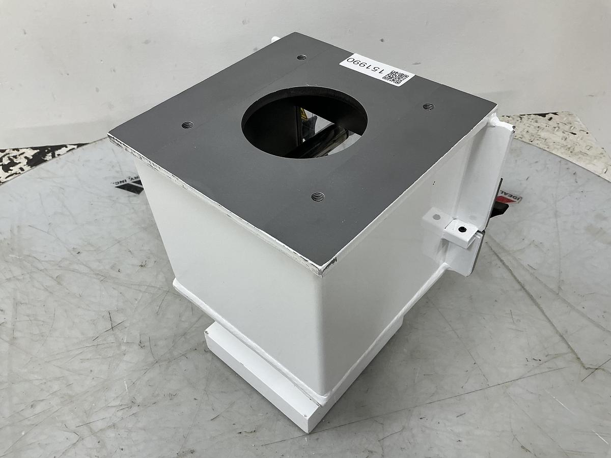 Used METAL FABRICATING NO MODEL NUMBER / NO TAG