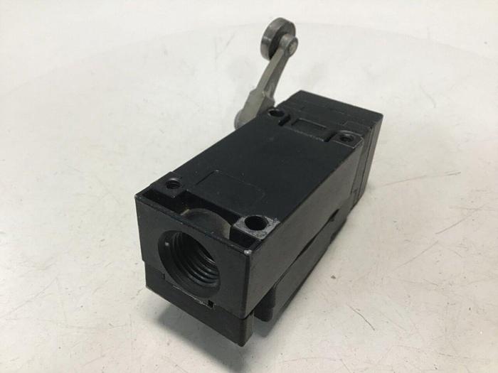 Used SQUARE D Limit Switch 9007-AEQ2699 #113170