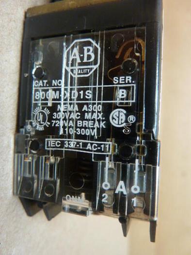 Used ALLEN BRADLEY Push Button 800MR-A9 #30422