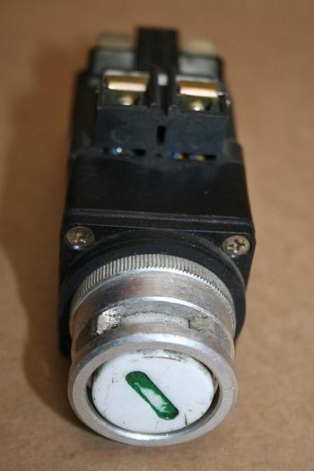 Used TOKYO ELECTRIC COMPANY Push Button LS-1031E-11 Used