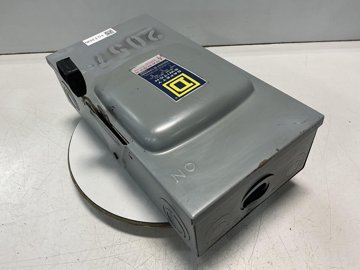 Used SQUARE D D-323N