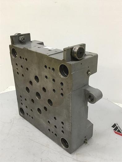 Used SUMITOMO Moving Platen JA83E649A4 #117677