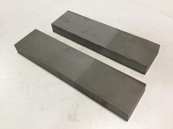 STERLING DIE Boltmaker Die 2 Piece Set 4-N2-S10-090 #110133