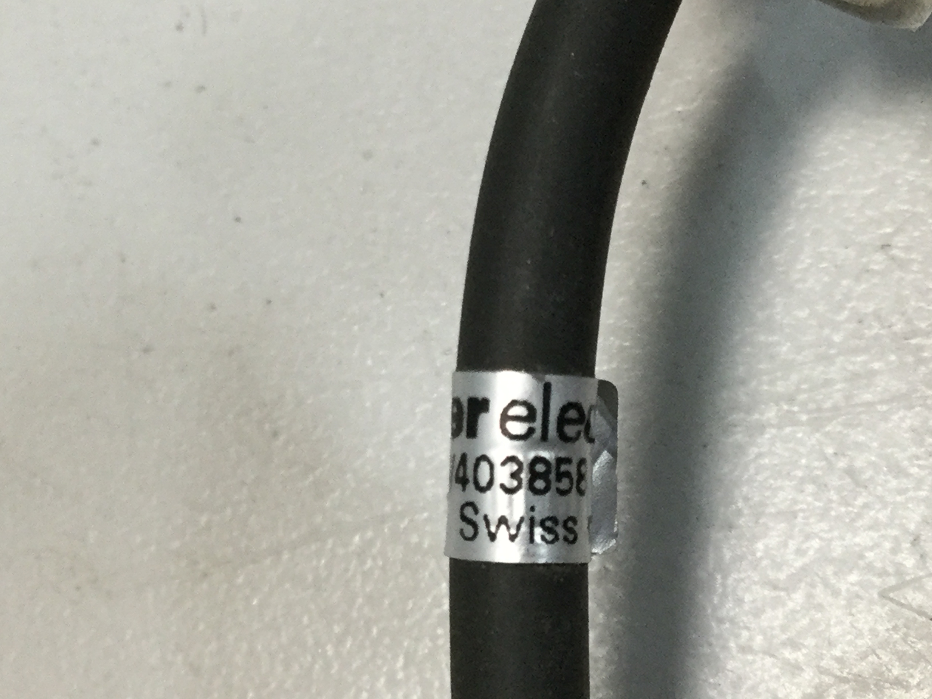 Used BAUMER ELECTRIC Proximity Sensor FEG 14.24/403858 USED