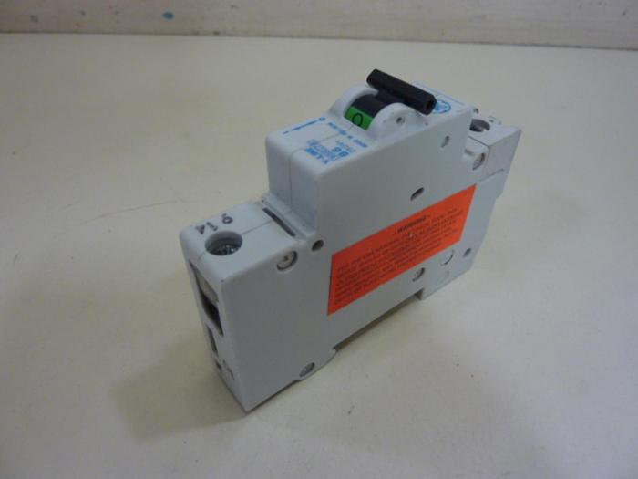 Used GENERAL ELECTRIC / GE V-Line Breaker V86106 #64170