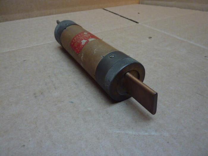 Used UNION 200 Amp Fuse 4235 #27408