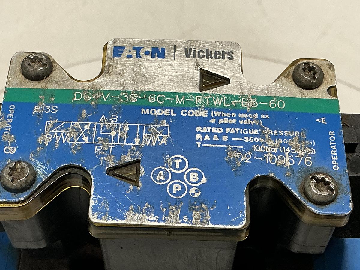 Used VICKERS DC5V-8-S-2C-M-FTWL-B-10