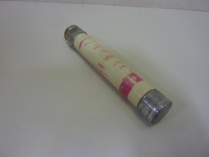 Used GOULD / SHAWMUT 3 2/10 Amp Fuse TRS3-2/10R #47393