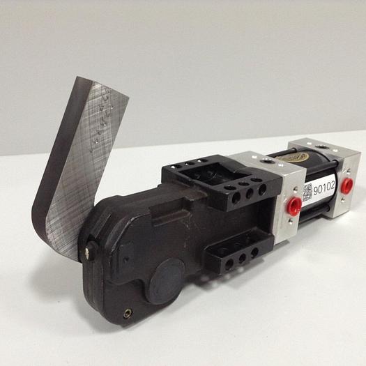 Used DESTACO Pneumatic Hold Clamp 991PMAL-025M-270B-37-22 #90102