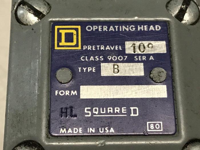 Used SQUARE D Limit Switch 9007-C54B #122055