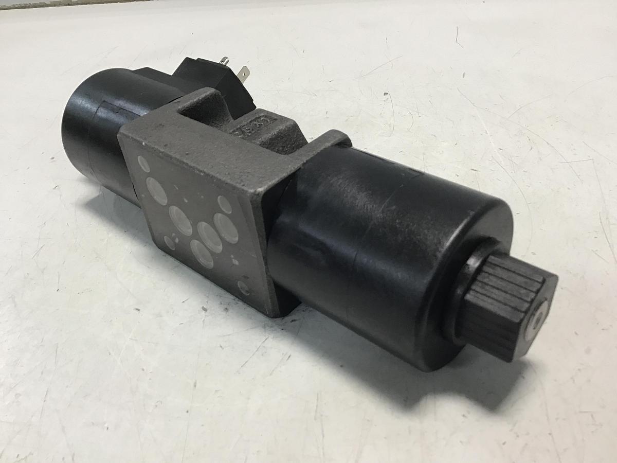 Used YUKEN DSG-03-3C2-D24-N-5090 Valve Used #142352