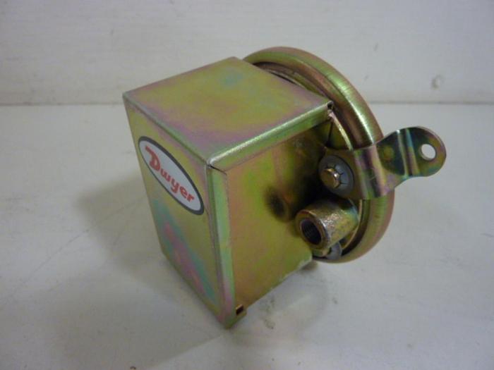 DWYER Pressure Switch 1910-20 NEW #53205
