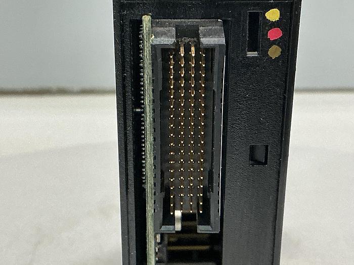 Used ALLEN BRADLEY 1756-IV32/A