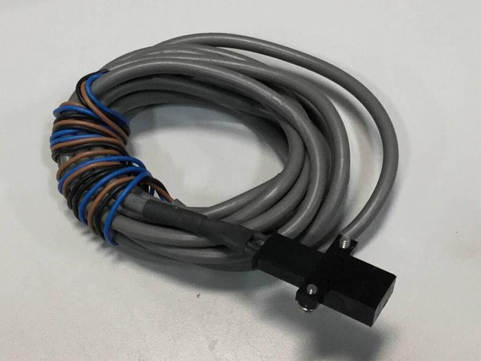 Used OMRON Micro Sensor EE-SPY402 #99443