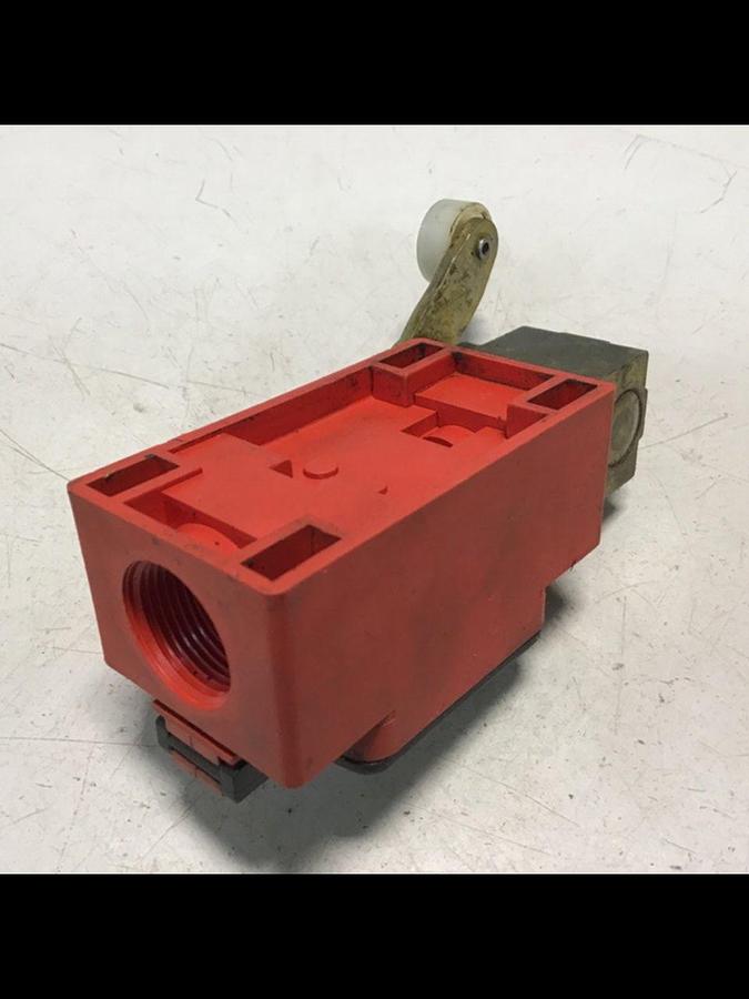 Used BERNSTEIN Limit Switch ENK-UV1Z AHS Used