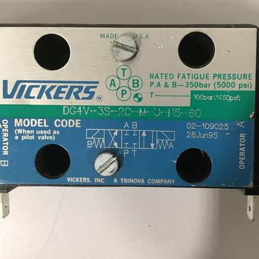 Used VICKERS Valve DG4V-3S-2C-M-U-H5-60 #90547