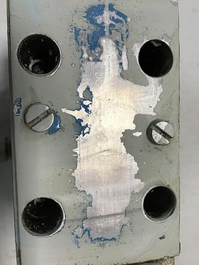 Used VICKERS Valve CG5060AFMUHL7110 #134283