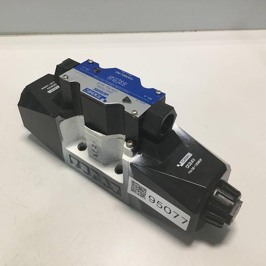 Used VICKERS Directional Control Valve DG4V56CMP7LH740 Used #95077