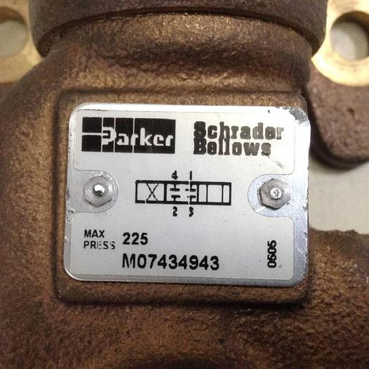 Used PARKER Valve M07434943 #70596