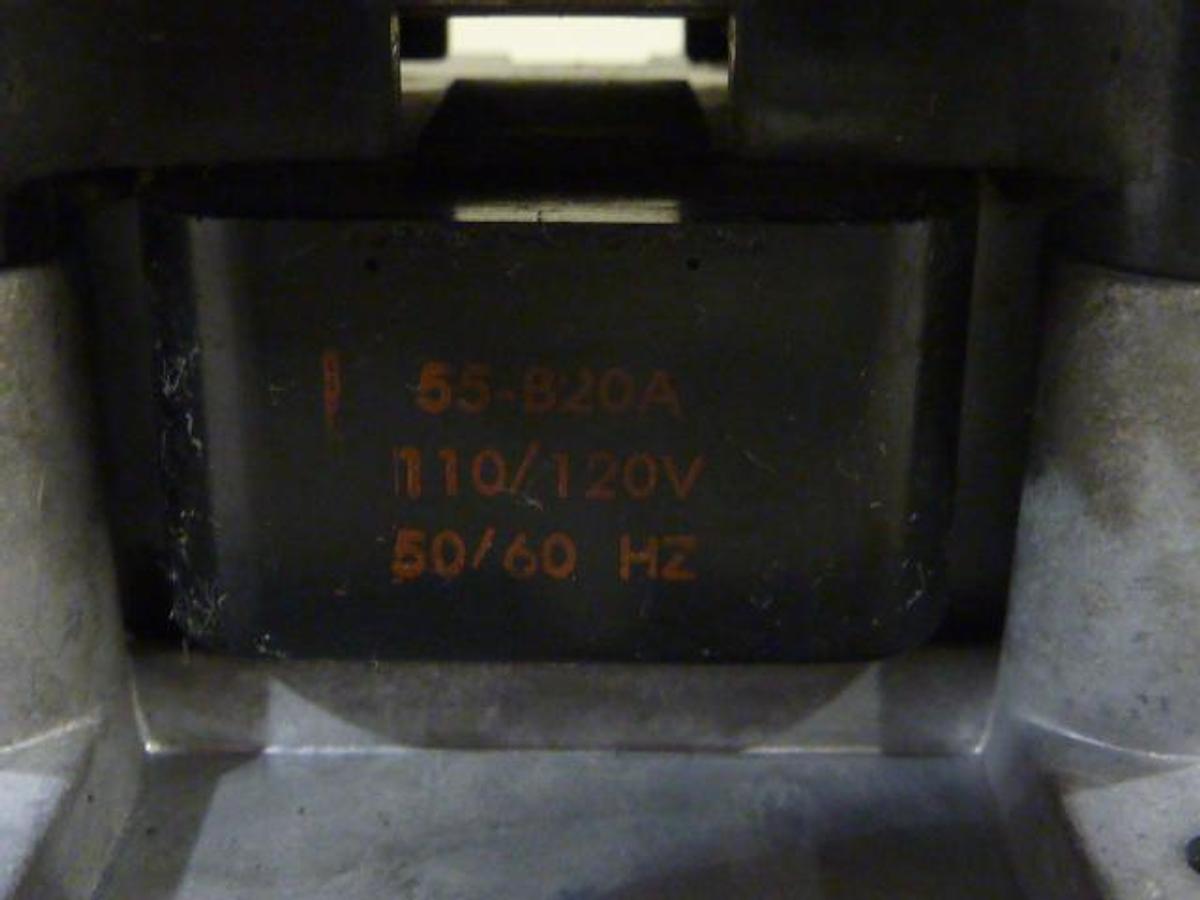 Used GENERAL ELECTRIC / GE Contactor CR253DB302AAA Used