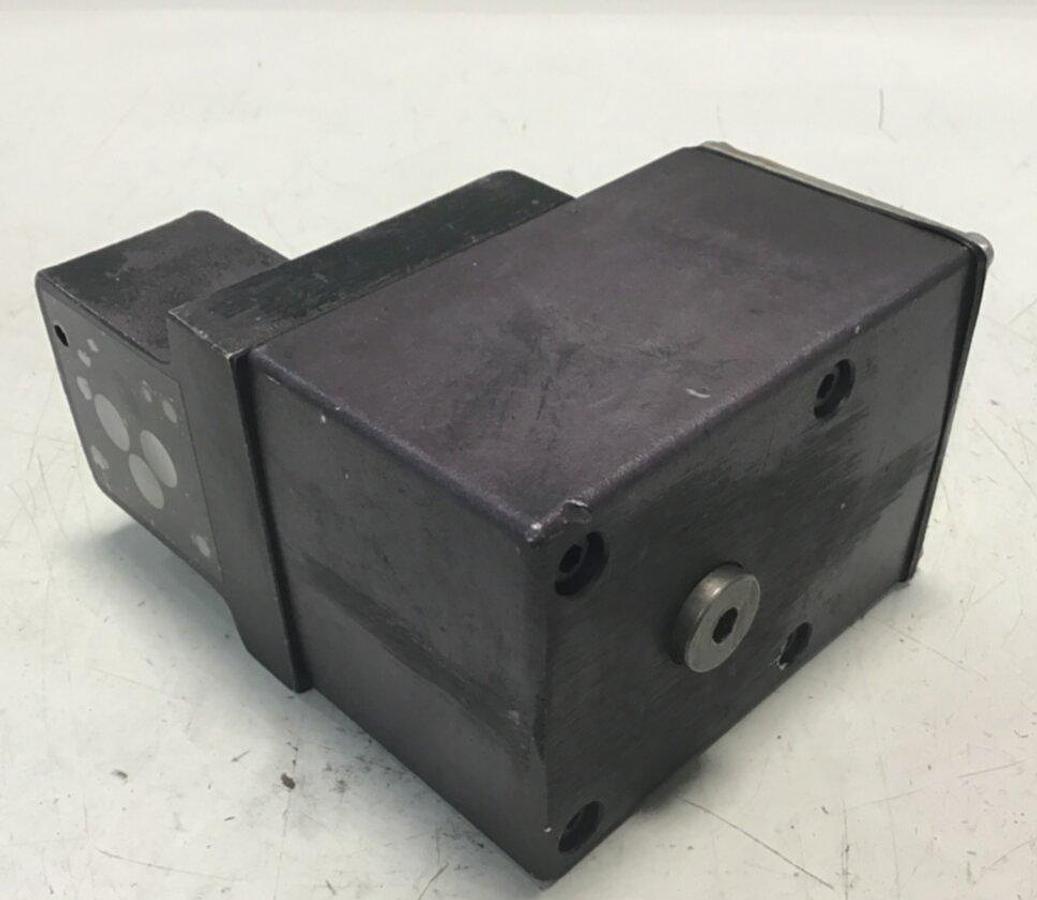 Used VICKERS Proportional Control Valve EHST-3-FVF-30 USED