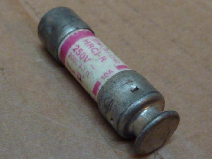 Used GOULD / SHAWMUT 10 Amp Fuse THNR10 #26940