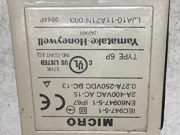 Used YAMATAKE Limit Switch LJA10-11A21N-003 #121742