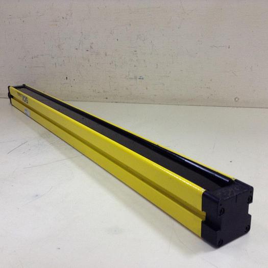 Used SICK OPTIC ELECTRONIC Light Curtain Sender MGSS75-12 #87774