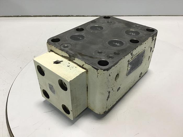 Used YUKEN MRP-06-C-10 Reducing Modular Valve Used #145662