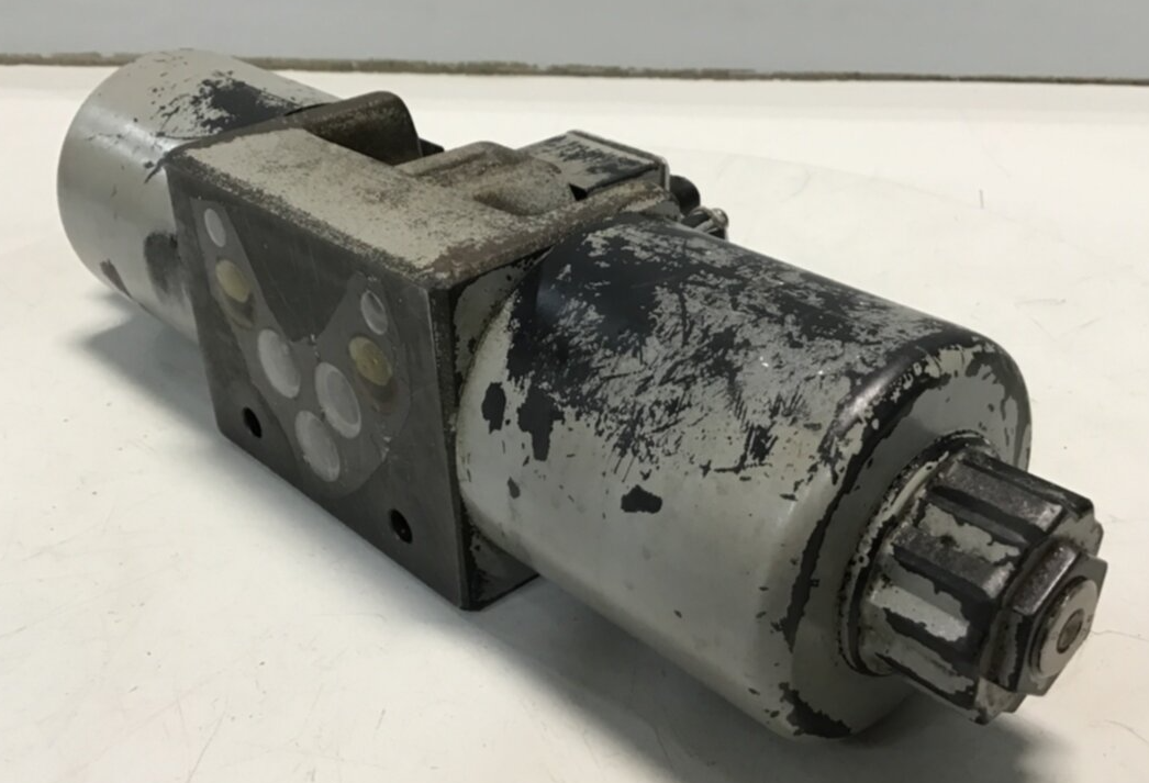 Used YUKEN Directional Valve SOLA9709 USED