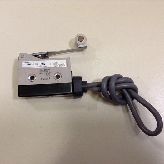 Used OMRON Limit Switch D4MC-2000 #72339
