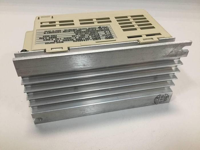 Used YASKAWA VS Mini J7 Drive CIMR-J7AA20P2 #98527