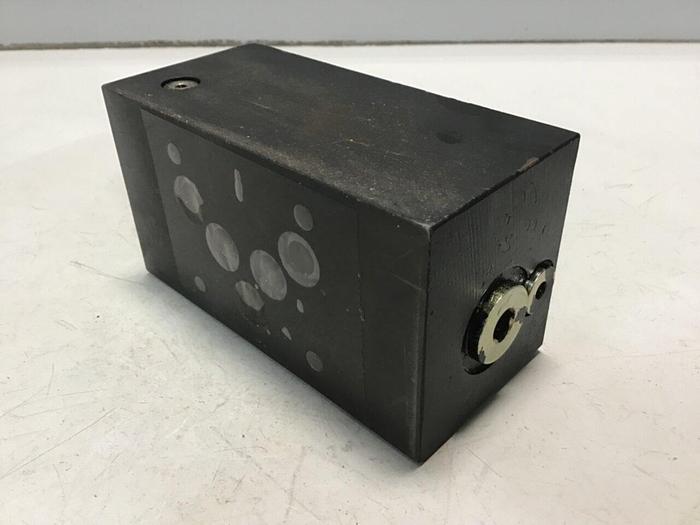 Used VICKERS Valve DGMX25PPFWS30EN417 #137980