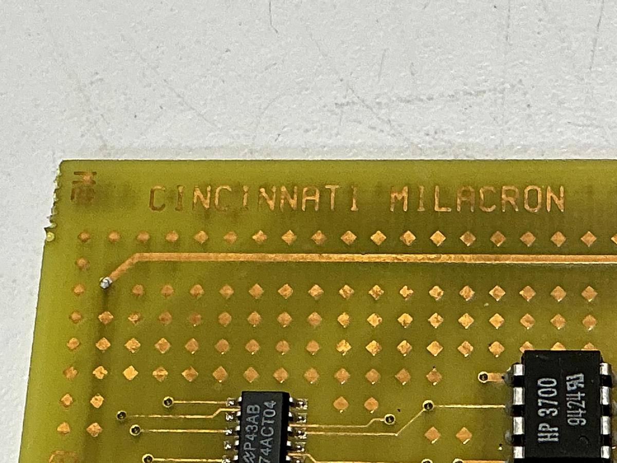 Used CINCINNATI MILACRON 3 542 1194A
