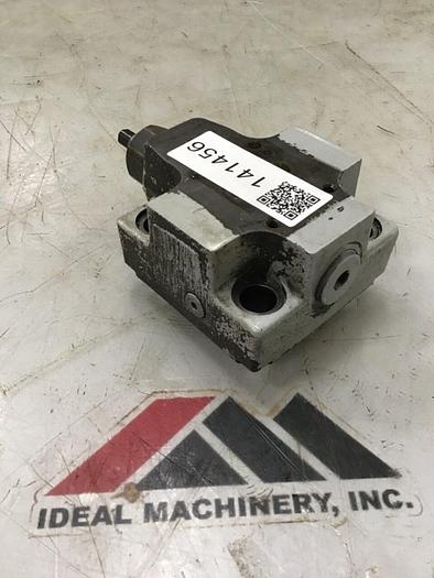 Used VICKERS Valve CVCS25C1S2W25011S24AP10P10 #141456