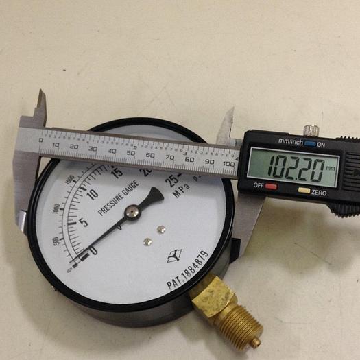 Used TOSHIBA Pressure Gauge GAUGE411 #84411