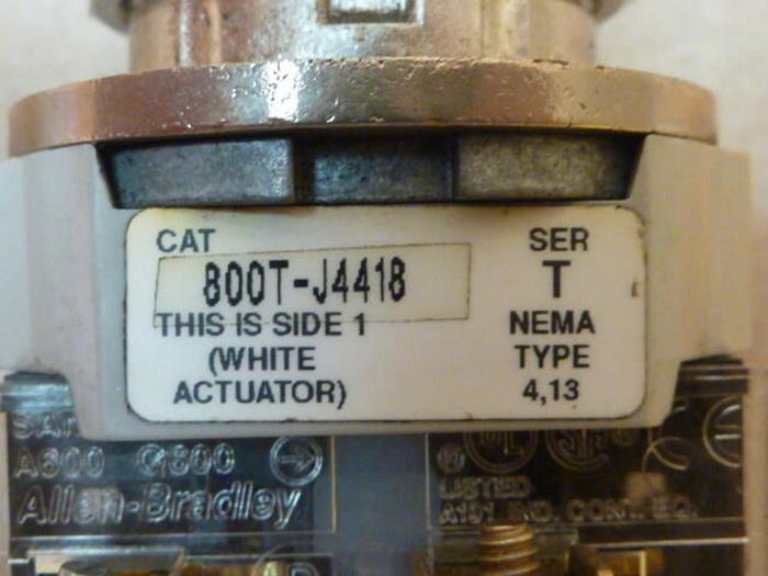 Used ALLEN BRADLEY Selector Switch 800T-J4418 #38796