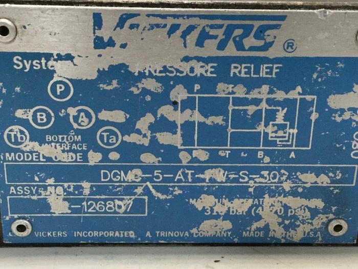 Used VICKERS Pressure Relief Valve DGMC-5-AT-FW-S-30 #111311