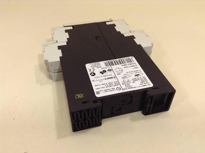 Used SIEMENS Safety Relay 3TK2 824-2BB40 #86774