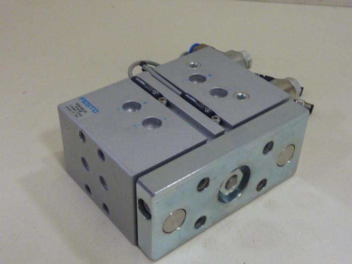 Used FESTO Pneumatic Cylinder DFM-40-25-P-A-GF #57325