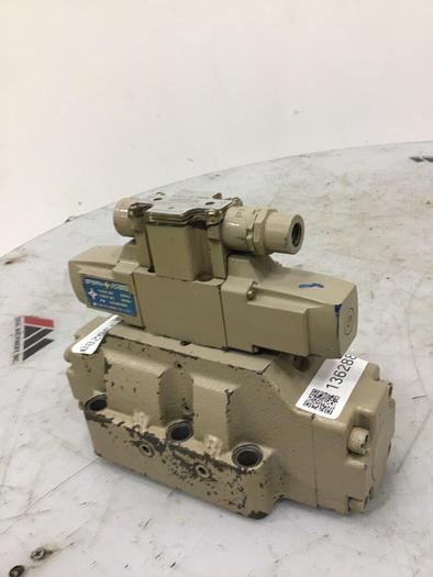 Used VICKERS Valve DG4V-3-6C-PL-T-10-JA-S310 #136288