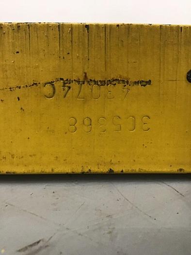 Used VAN DORN Crosshead Support 305368 USED