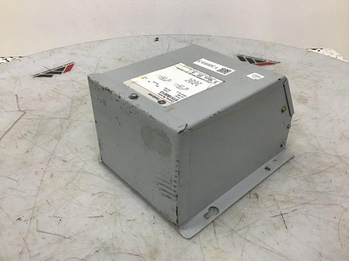 Used GENERAL ELECTRIC 3.00 kVA Transformer 9T51B0013 #138953