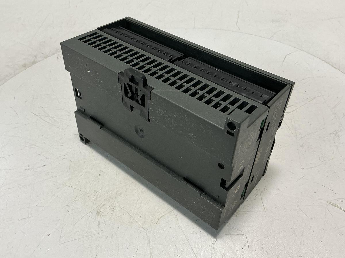 Used SIEMENS 6ES7 223-1BL22-0XA0