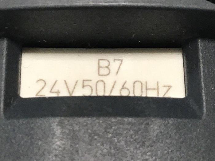 Used TELEMECANIQUE Contactor LC1D09 #115315