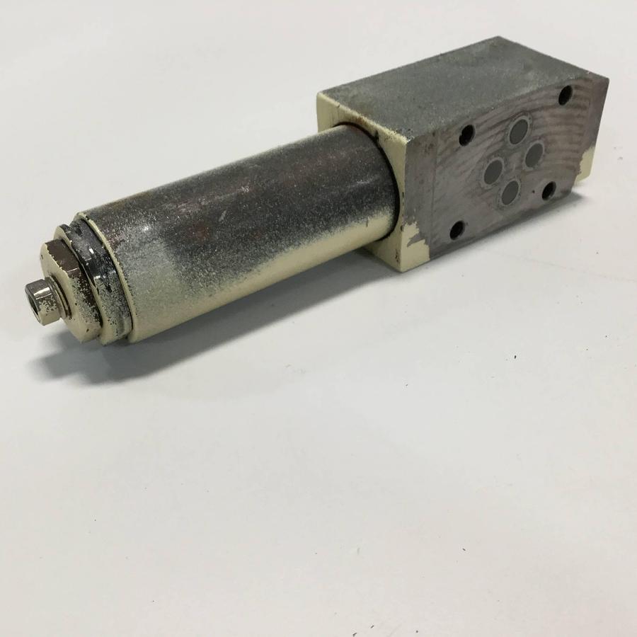 Used REXROTH Valve ZDR6DP240150YM12 Used