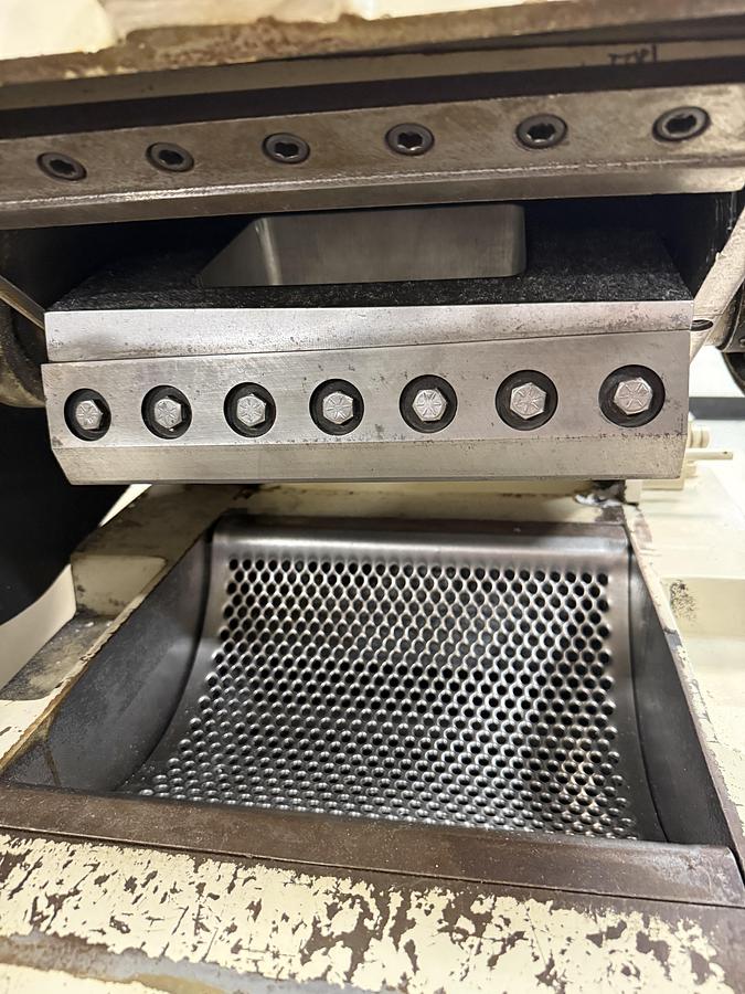 Used NELMOR G1012P1 Grinder Granulator Plastic USED #152636 Needs to be cleaned