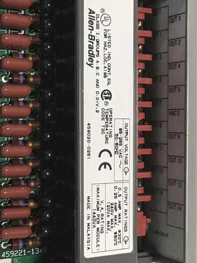 Used ALLEN BRADLEY Output Module 1746-OA16 SER D #53972