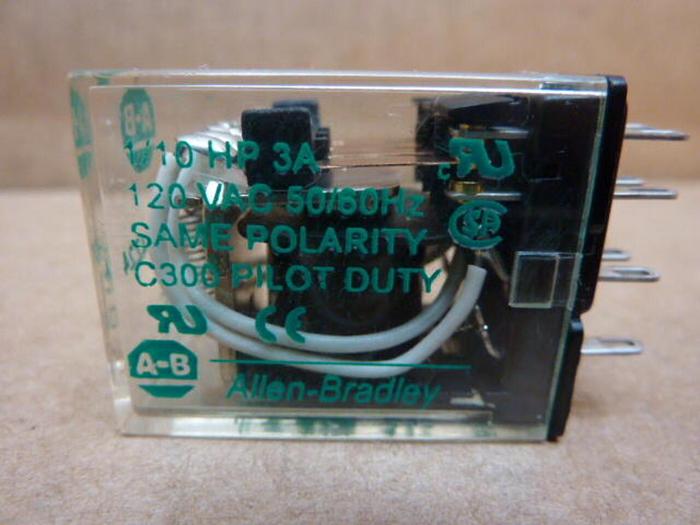 Used ALLEN BRADLEY Relay 700-HC14Z24 SER C #27563 DNL SCRAPPED