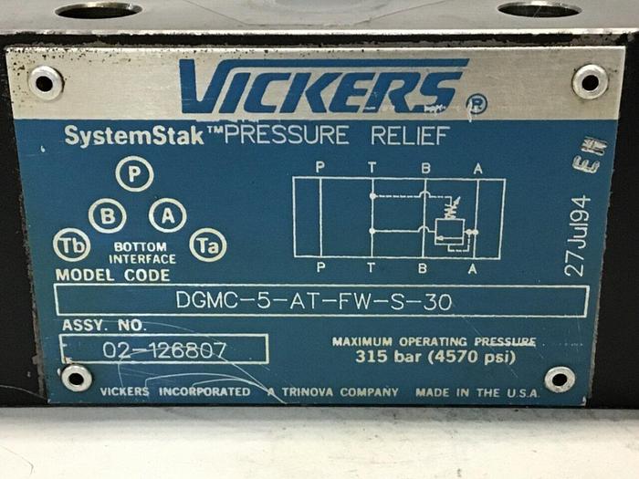 Used VICKERS Pressure Relief Valve DGMC-5-AT-FW-S-30 #131564